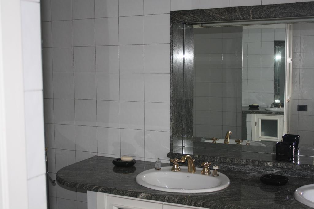 Cascina Ciosse B&B Grognardo Habitación foto